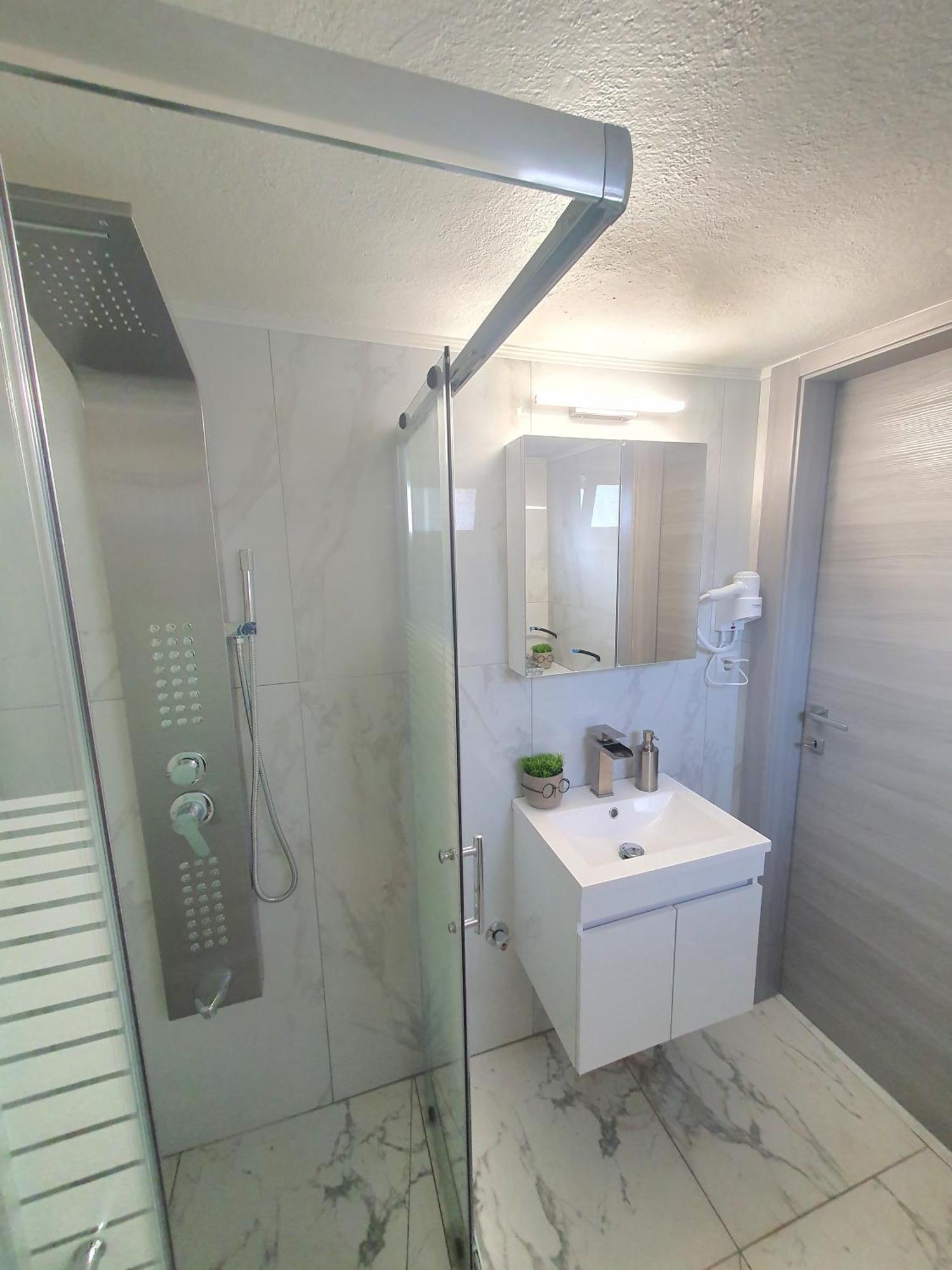 Apartmán Riviera Penthouse PalaiónTsiflíkion Exteriér fotografie